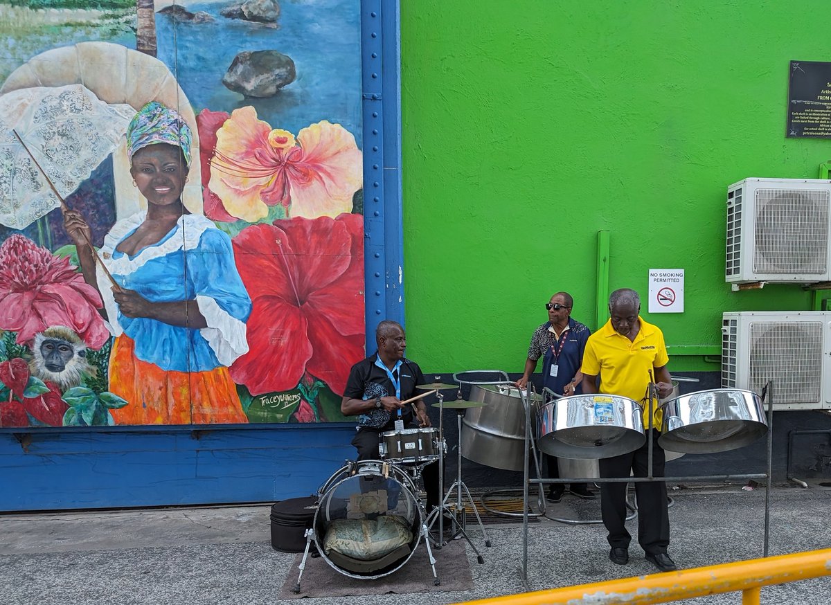 daldred007's tweet photo. Jan 5
5/365
007 is out and about!
This time in the Caribbean!
Left BHX in temp 5°C on 'Mrs Patmore' TUI Dreamliner for Bridgetown temp 30°C.and onto @pandocruises Arvia. Met by a steel band.' wer'e going to Barbados!'
#shipshots #pandocruises #Barbados #cruise #Caribbean #tui https://t.co/2uRJEvSmKw