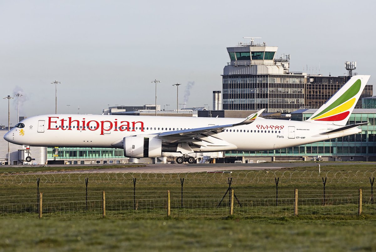 AbdiAbdinur's tweet photo. Stop using @flyethiopian until Abiy stops his aggression on 🇸🇴. #BoycottEthiopianAirlines https://t.co/uCb1eEoGkW