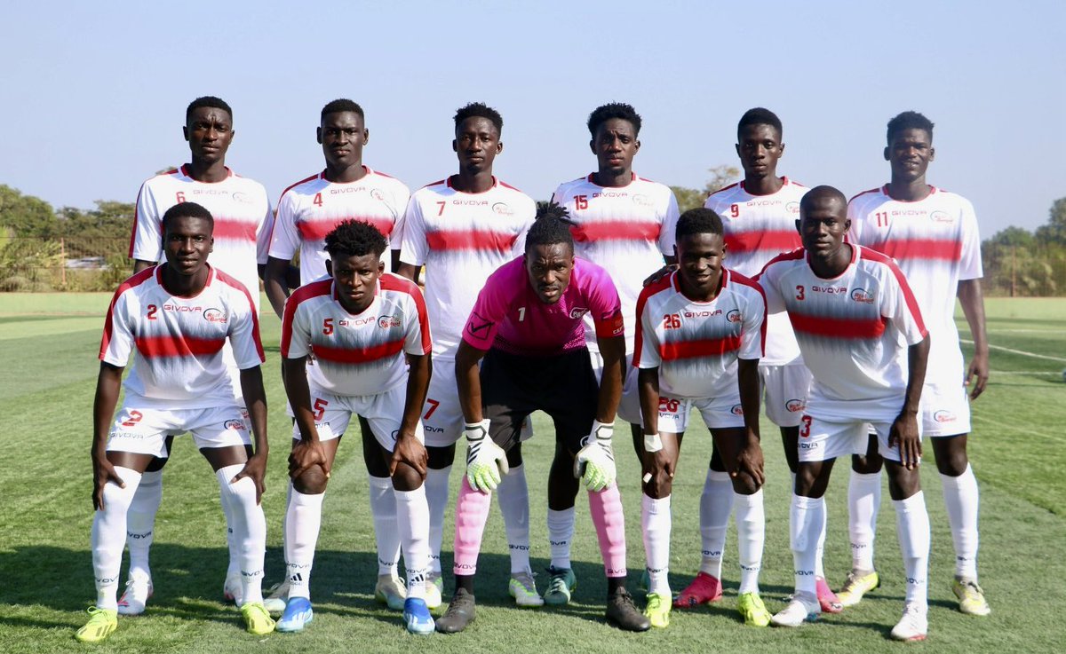 RealDeBanjulFC's tweet photo. πππ πππππππππ ππππ πππππ π€β€οΈπ€!!
Ebrima Jatta and his charges put Marimoo to the sword.
How does it feel, Whites? π€©π€©π€©.
#rdbmar #lydsa #gffleague #real4real #cityboys #thewhites #realdebanjul https://t.co/2weXLh1zOI