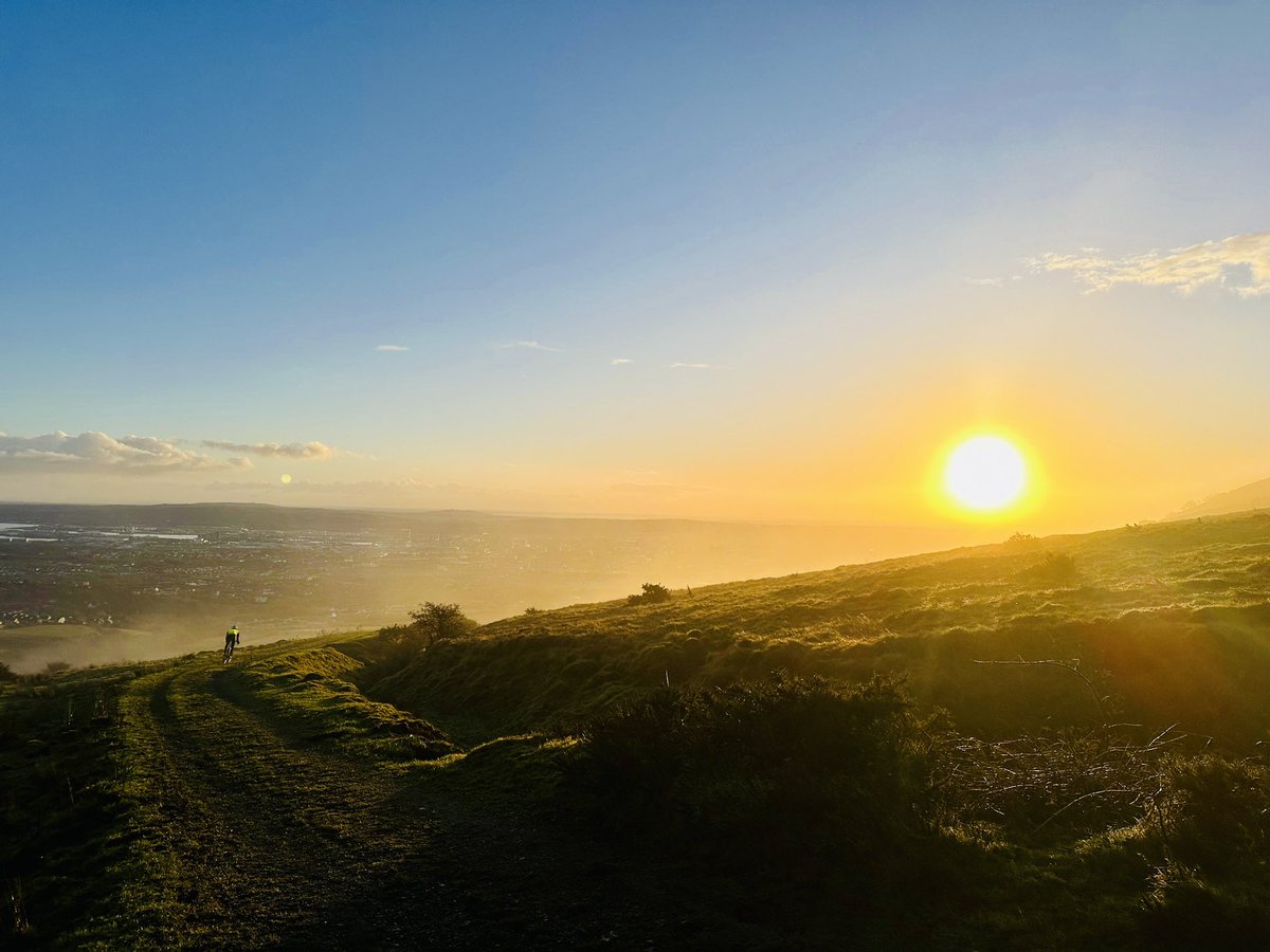 Early start to an icy Divis with the Law men.. Exceptional