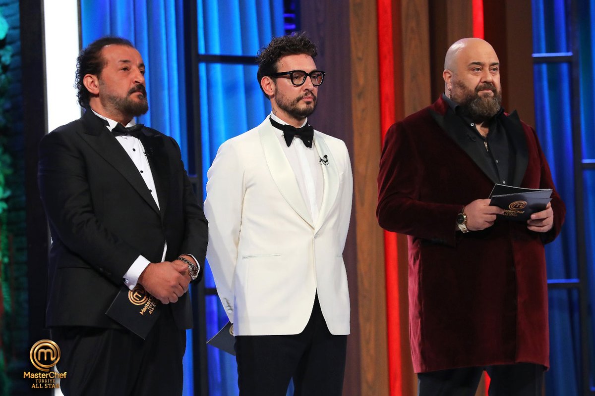 tv8's tweet photo. Yarışmacılar final gecesinde şampiyon olmak için kozlarını paylaşacak. #MasterChefAllStar büyük final bu akşam 20.00’de TV8’de. #MasterChefTürkiye #MasterChef #MasterChef2023 #AllStar https://t.co/74NMpjK7Rb