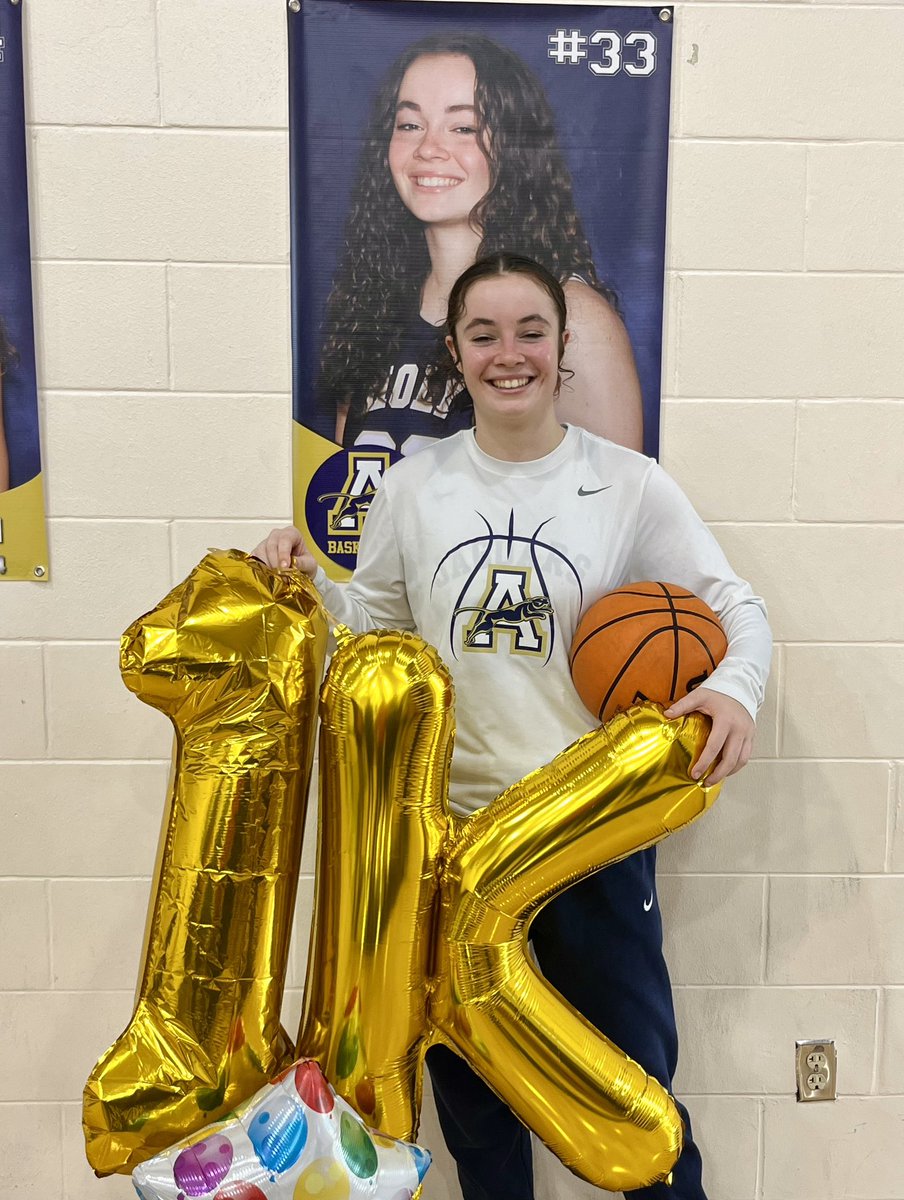 AHN Varsity Basketball tweet media