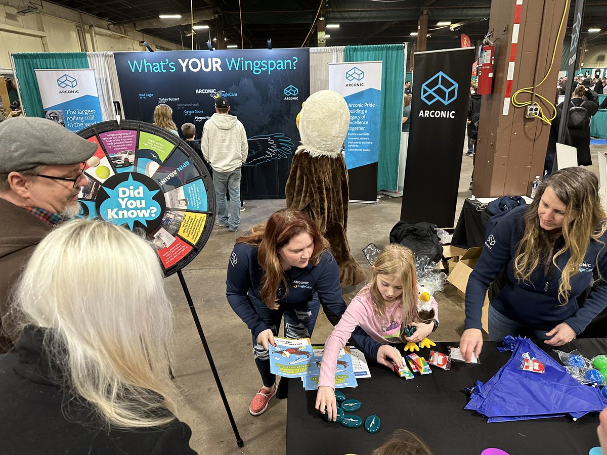 jriches1's tweet photo. Huge crowds today at Bald Eagle Days. People wrapped halfway around the building to get in. The Arconic EagleCam mascot was there at the #arconic booth. https://t.co/ZGVqeK9GD3