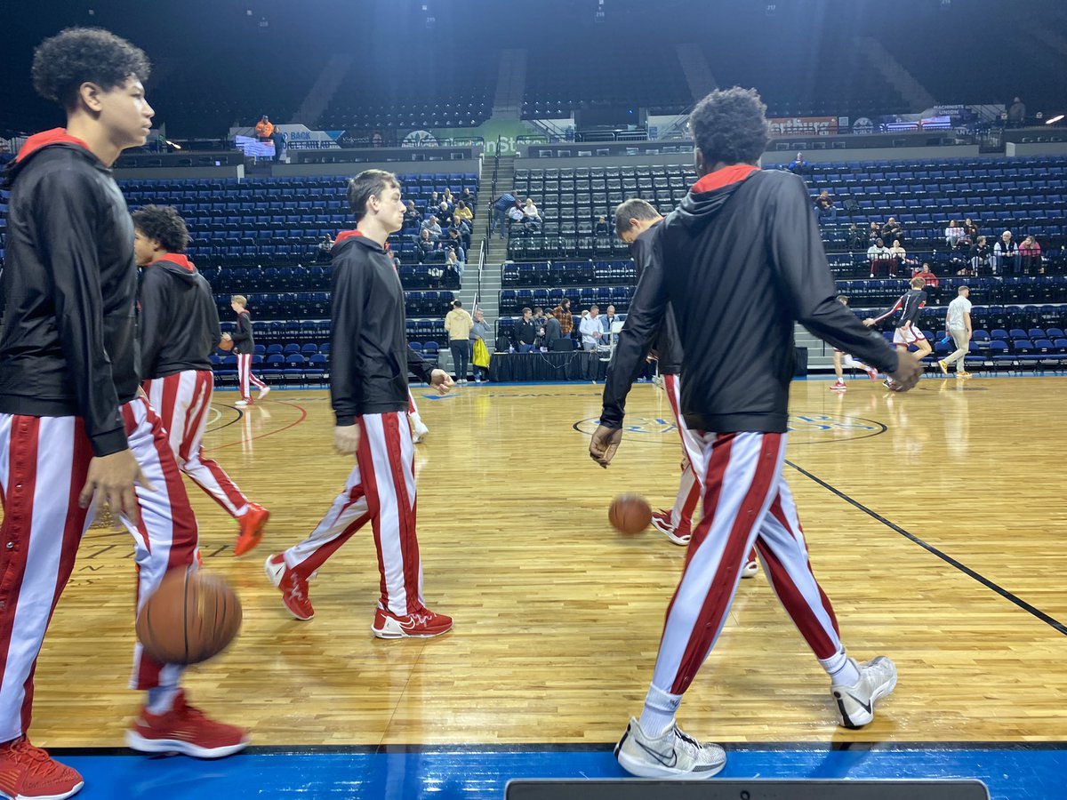 jeje66's tweet photo. I just have a feeling @CoachBrindle might like these warmup pants Davenport Assumption is wearing. Don’t know why … https://t.co/xjLsQAbQUc