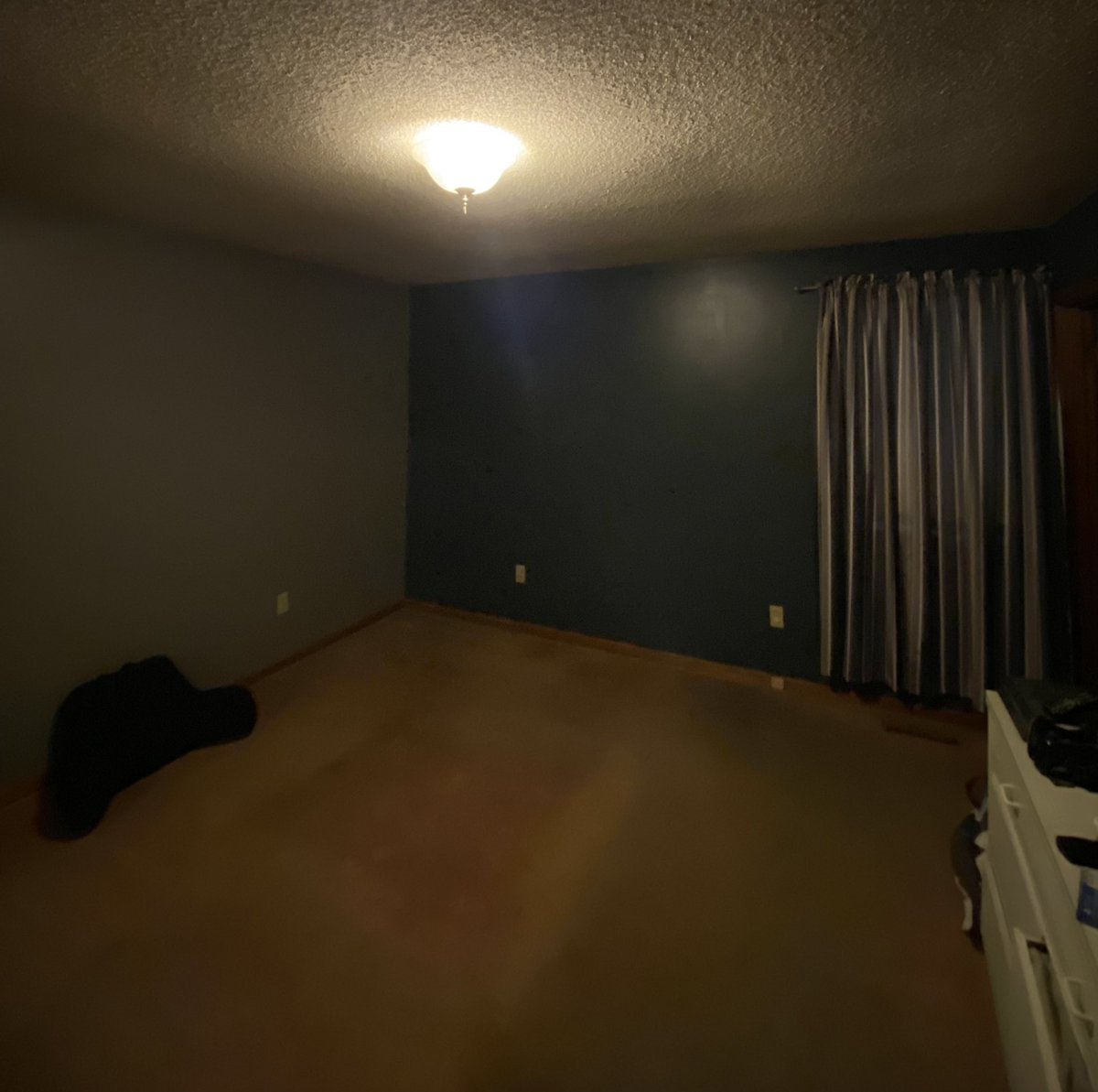 jerrknee's tweet photo. gaming setup https://t.co/HX9wCDfHjW