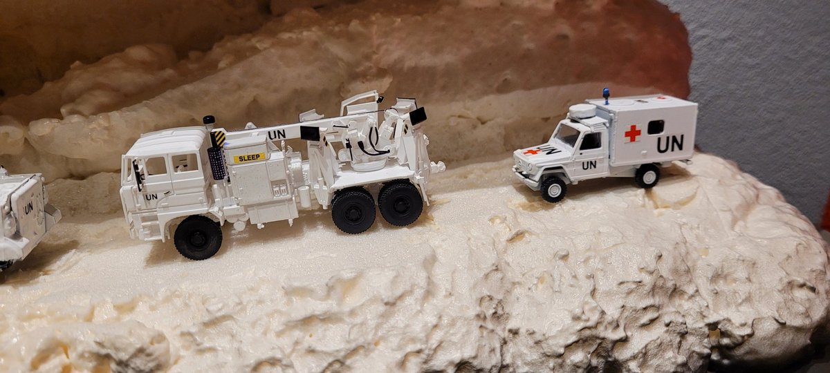 UNPF_Collection's tweet image. Schaalmodel bergingsvoertuig DAF 3300 YBZ Koninklijke Landmacht, jaren '90 in UN uitvoering.
Schaal: 1:87 
Missie: UNPROFOR Bosnië.
Bijnaam: Takeldoos.
Sinds 2023 opgenomen in The Dutch Unprofor Military Museum Collection. #Historische #Collectie #UNPROFOR #DAF #Berger