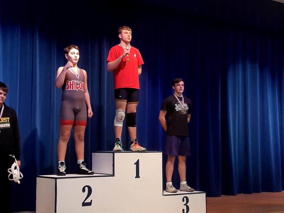 Great work by the Sailors!! Austin Sergent (1st place), Mack Mooney ( 2nd place), Daniel Roy (3rd place), and a lot more wins. 7th place as a team out of 21. A great days work!  Congratulations!! @smsbartlome