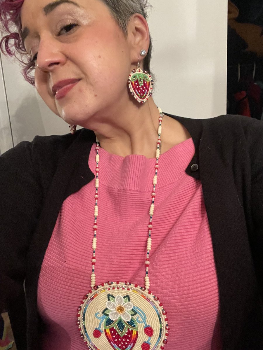 ruthgreen76's tweet photo. Sometimes it is important to spoil yourself! #BeadsOverDiamonds
#FemmeAF https://t.co/QyLkmXpBC2