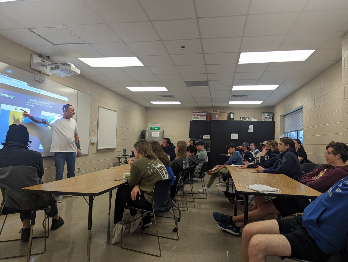 Training up the next generation of referees. #Learning #lovethegame #USAwaterpolo #GOTHUNDER