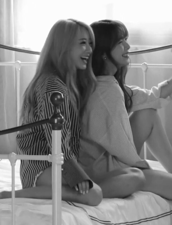 NMUSESZONE's tweet photo. ⇢ #나인뮤지스 ✧ 9muses https://t.co/vMIuRqi1tn
