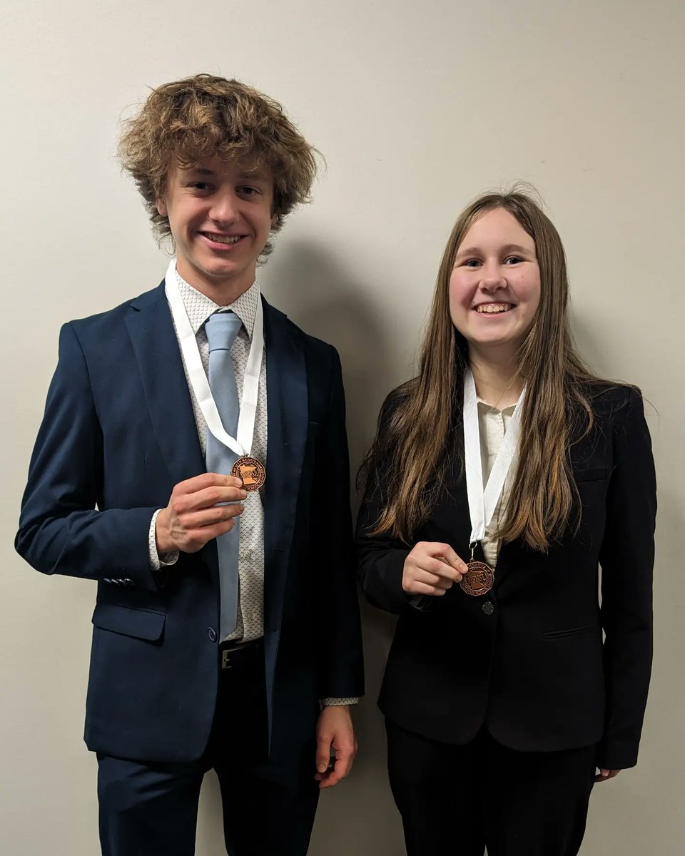 Chaska Debate tweet media