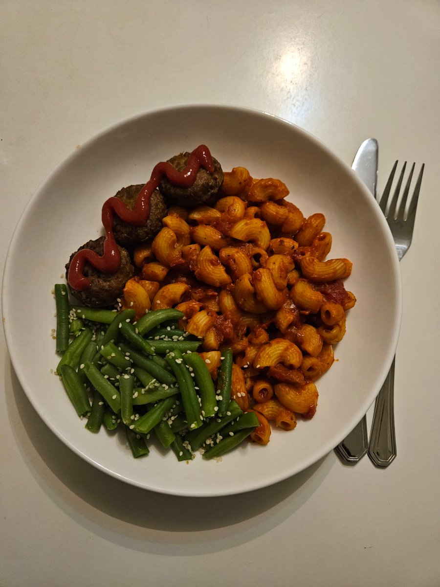 HilalCheesecake's tweet photo. Was ich heute gegessen habe 🤭💚 #Veganuary https://t.co/xXMBVSs3d3