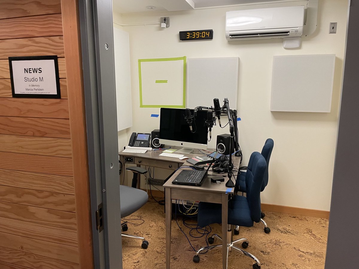 12sec317's tweet photo. Went over yesterday to the open house for the new โฆ@KPTZ919โฉ studios. #Radio #Music #KPTZ #PortTownsend https://t.co/d6jSyX9g2O ๐ป https://t.co/547P18RU9w