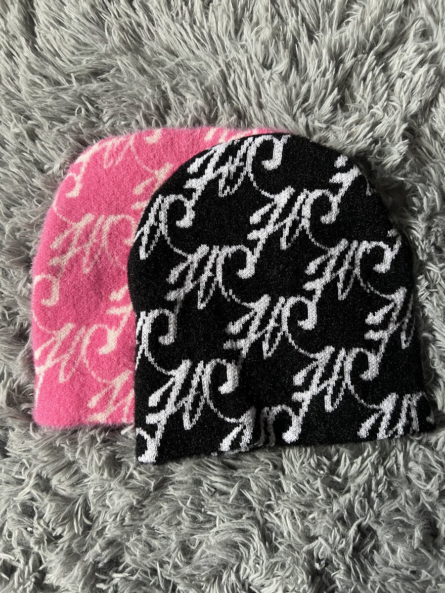 realty2x's tweet photo. It cost $0.00 to like &amp; rt my beanies 🙌��� help me find my next customer https://t.co/84WdNPnUYk