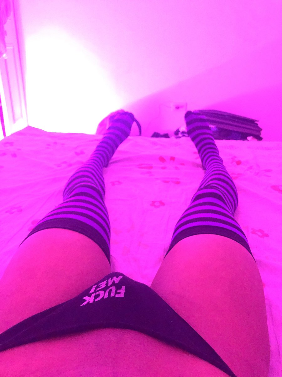 paimon_666's tweet photo. #femboythighs #femboy https://t.co/XFMfDg2WBS