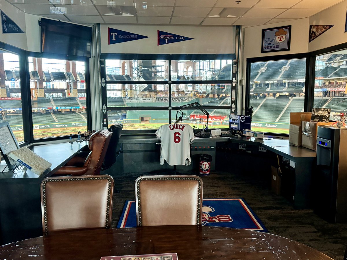 Jaymo29's tweet photo. As a PA guy I think it’s so cool that @TEXPAMAN has his own spot at Globe Life Field! Chuck is the best in the business! 🎙️🎙️🎙️#ItsBaseballTimeInTexas https://t.co/cLuzTK7ARN