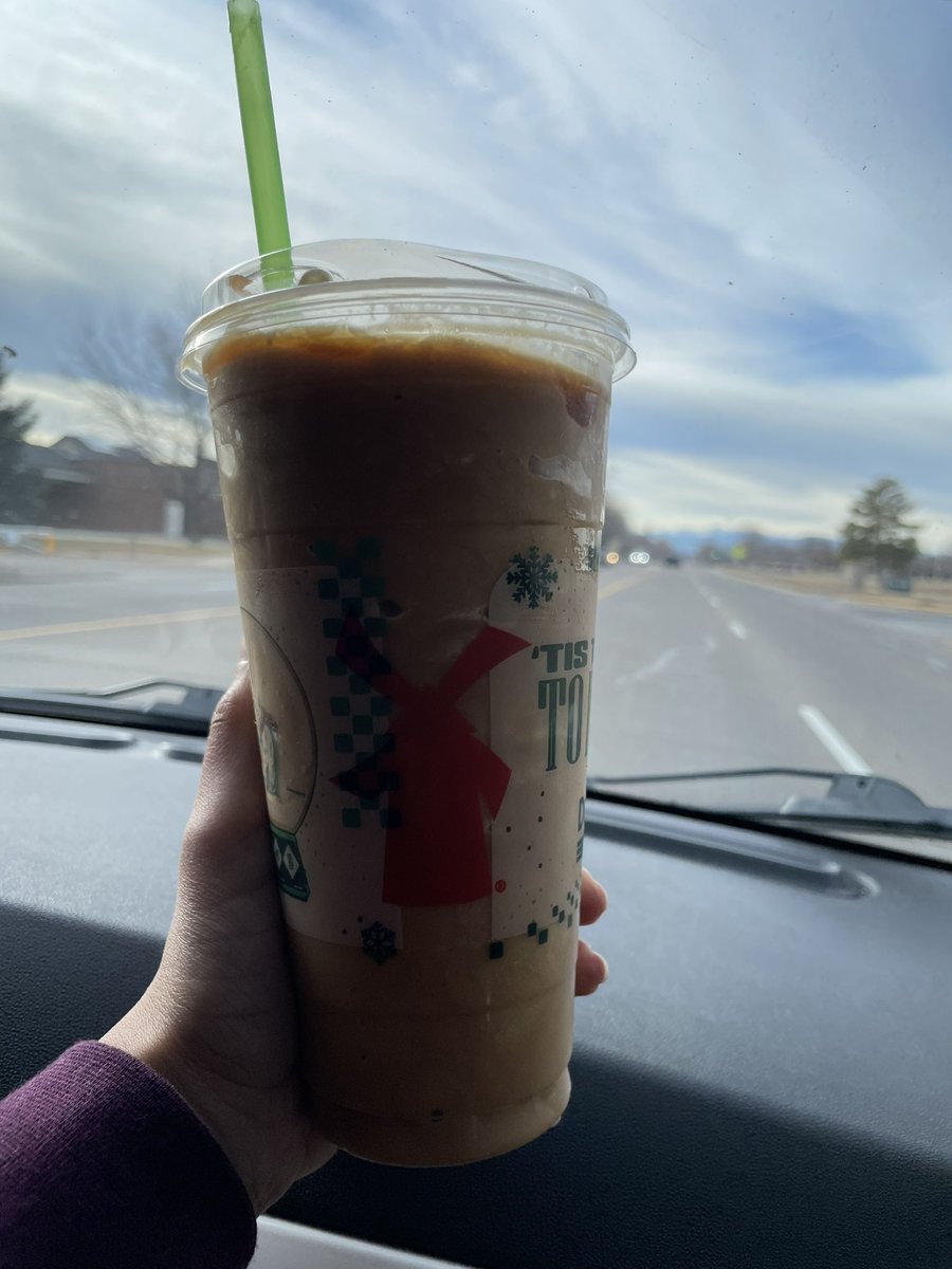 shioma_al3meeri's tweet photo. كالعاده مثل كل سنه … human bean و Dutch Bros … يعطوني قهوه مجانيه بعيد ميلادي و عندي شهر كامل اقدر اخذها …
شكرا أحباب الله ❤️ …
#Thehumanbean
#DutchBros https://t.co/Bl0hs4oPqi