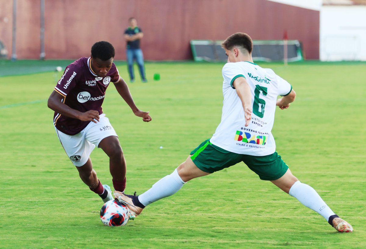 globoesporteES's tweet photo. Porto Vitória volta a perder, desta vez para a Ferroviária, e pode ser eliminado da Copinha ainda neste sábado https://t.co/vgMXMaMckN #futebolcapixaba #CopaSPdeFutebolJr #Copinha #Sub20 #2024
📷: Matheus Previde/Ferroviária SAF https://t.co/6j2vbU9R53