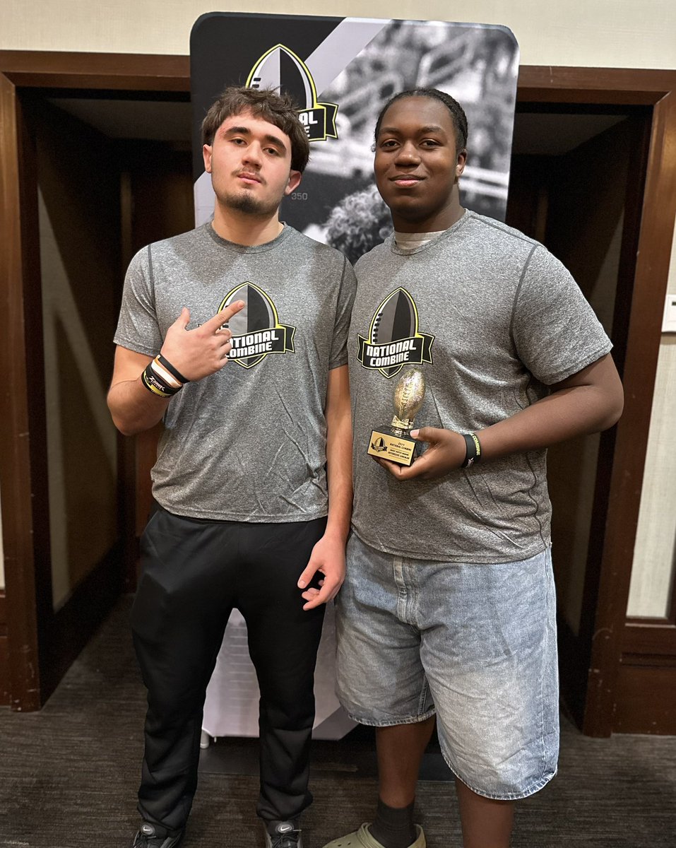 JacobTracy97's tweet photo. Had a great time down in San Antonio for the @AABonNBC @NationalComb1ne thank you for the invite and the competition,learned alot.
Until next time✌️
@yelm_football @braydenplatt2 @Demetri_manning @CoachRonquillo @BrandonHuffman @NickFarman55 @BryanIrion @bhoop81 @JerichoKJohnson https://t.co/7dde4HZg4I