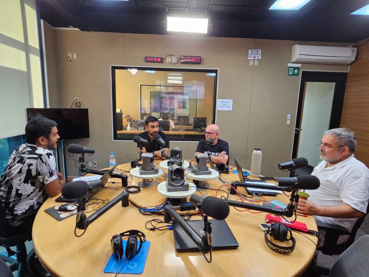 Pablo Lima (@pablojoselima) on Twitter photo Dia de visitar a rádio Gaúcha no programa Show de bola para falar de padel. Obrigado <a href="/zealbertogaucho/">José Alberto Andrade</a> e <a href="/filipeduarte88/">Filipe Duarte</a> pela oportunidade. Dia de visitar a rádio Gaúcha no programa Show de bola para falar de padel. Obrigado <a href="/zealbertogaucho/">José Alberto Andrade</a> e <a href="/filipeduarte88/">Filipe Duarte</a> pela oportunidade.