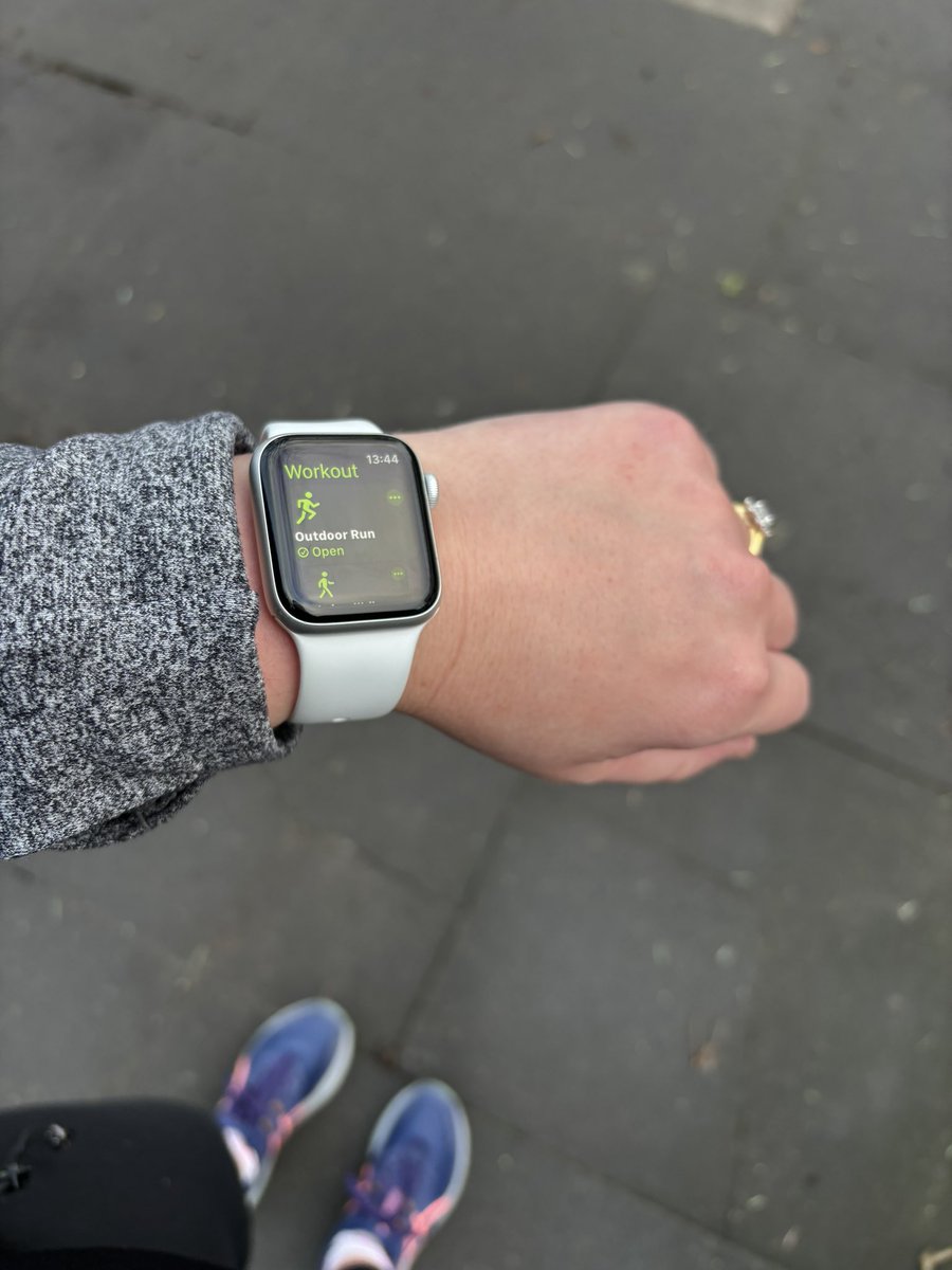 HannahJane_IM's tweet photo. I’m taking part in @MeningitisNow 8,000 steps a day challenge raising awareness for the 8,000 cases of meningitis per year. It’s vital to look out for early signs as explained by @DrAlexGoerge1 
Today’s 8,000 steps were made up by morning run followed by an afternoon beach walk! https://t.co/AyiFqgwzD7