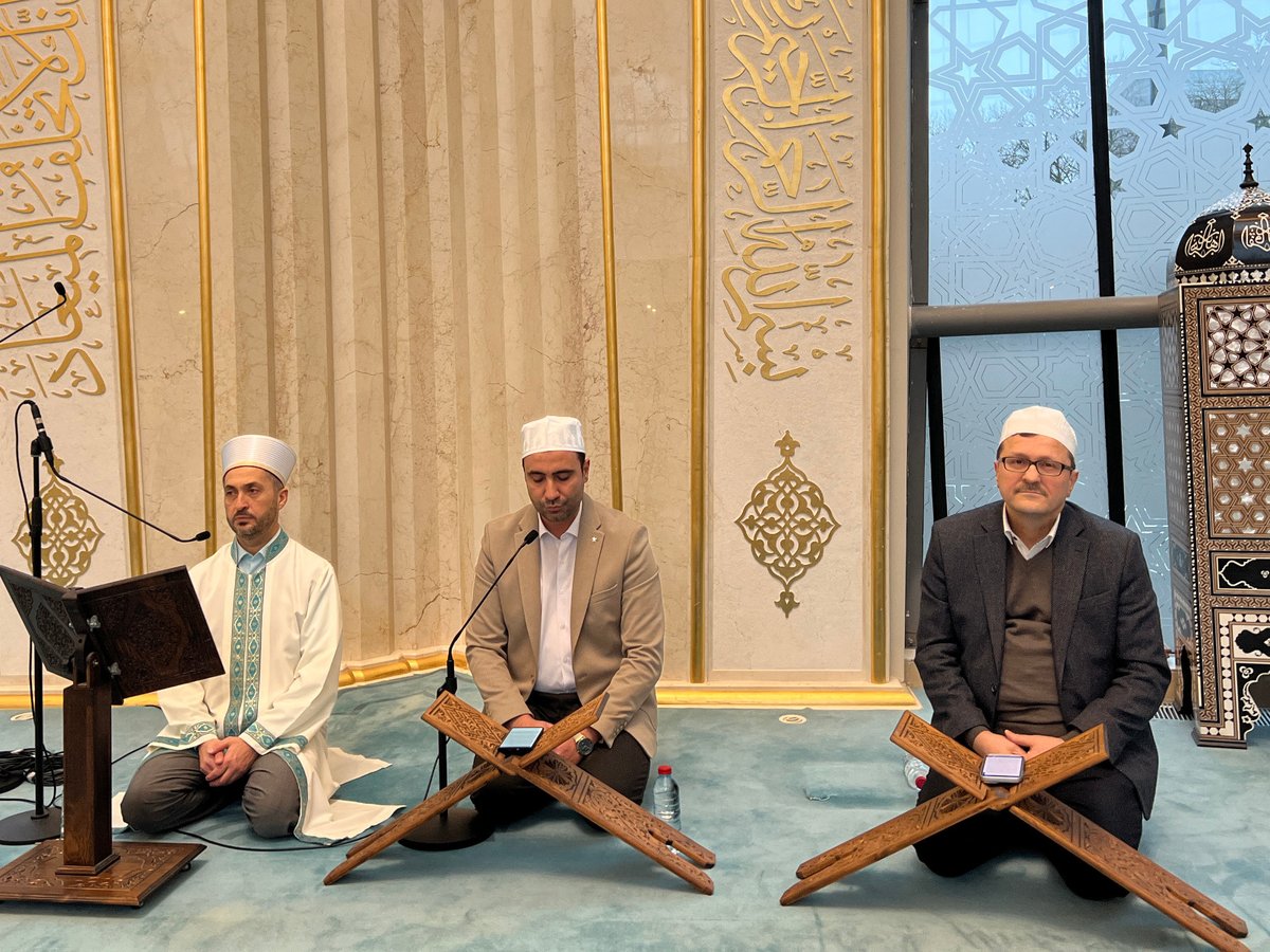 ercument61aydin's tweet photo. Bugün, çok değerli babamız merhum Recep Aydın'ın ruhuna ithafen Köln DİTİB Merkez Camii'nde düzenlediğimiz mevlid-i şerif programında dostlarımızla bir araya geldik. 

Katılımlarından ötürü;  büyüklerime ve arkadaşlarıma kalpten teşekkürlerimi sunuyorum. https://t.co/AdpavlwjRW