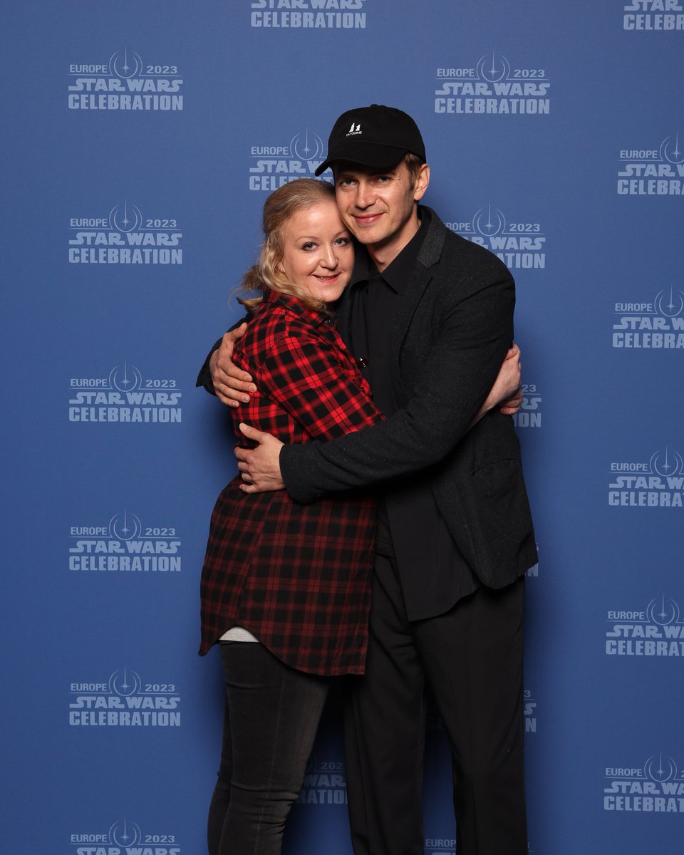 Wendigo_Jill's tweet photo. Anakin Skywalker is my favourite Star Wars character. Highlight of 2023 was meeting Hayden Christensen and @MattLanter π€
#StarWars #Anakin #AnakinSkywalker #TheCloneWars #SWCE23 #starwarscelebration https://t.co/oOsFFpqRnr