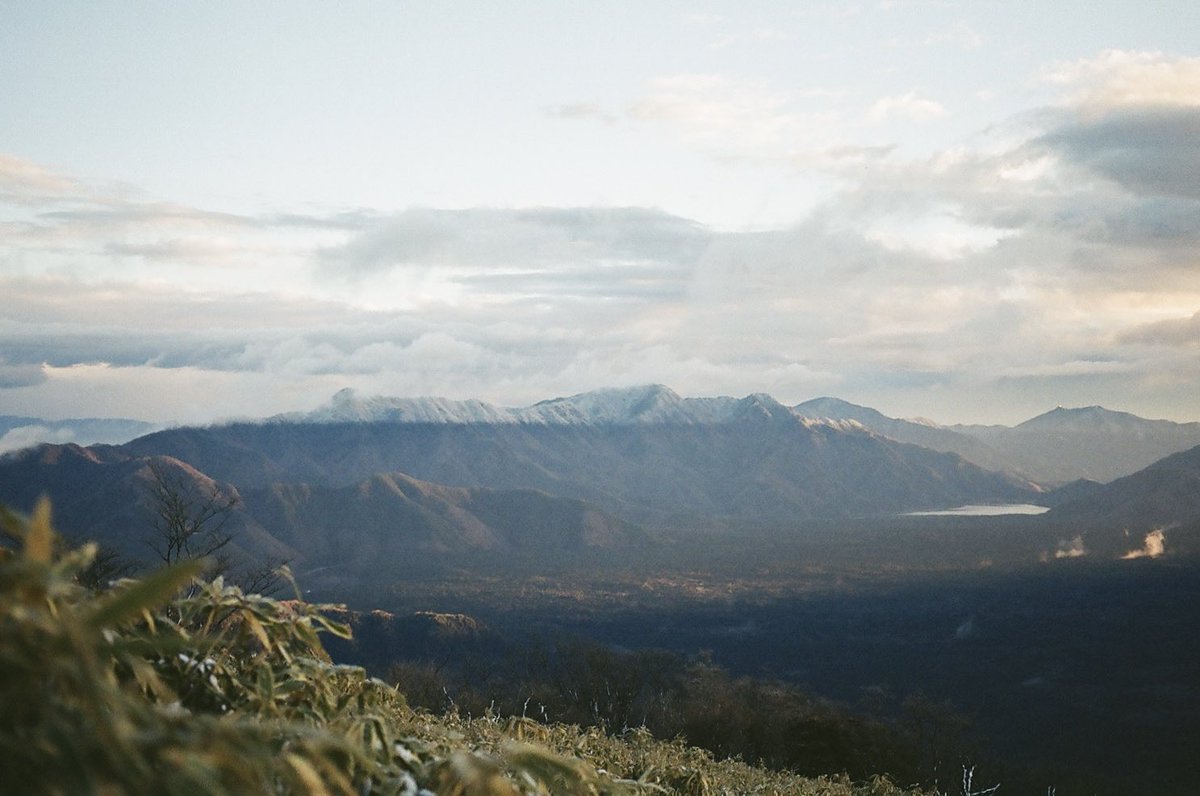 ⛰️

1年前と同じ日に再び🙏

#竜ヶ岳 #辰年 #nikonf3  #kodakcolorplus200 #filmphotography #analoguemountains #山とフィルム #hiking #naturefilmed #mountainsonfilm #Hummingmag #35mmfilm #stademagazine #cleanup 

2024/1.4