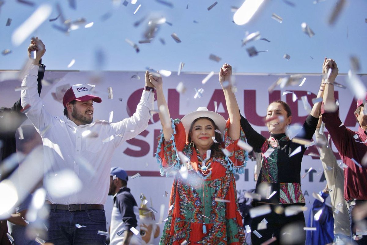 Morena CDMX (@morenaciudadmex) on Twitter photo Nuestra precandidata única a la presidencia, <a href="/Claudiashein/">Claudia Sheinbaum Pardo</a>, tuvo un cálido encuentro con militancia y simpatizantes de nuestro Movimiento en #Xochimilco. Llenos de alegría y en un ambiente festivo, las y los asistentes enumeraron los logros de la Transformación y acordaron seguir Nuestra precandidata única a la presidencia, <a href="/Claudiashein/">Claudia Sheinbaum Pardo</a>, tuvo un cálido encuentro con militancia y simpatizantes de nuestro Movimiento en #Xochimilco. Llenos de alegría y en un ambiente festivo, las y los asistentes enumeraron los logros de la Transformación y acordaron seguir