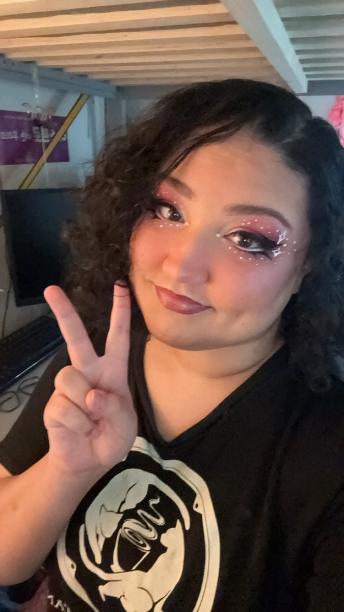 radaceisrad's tweet photo. psa: i am cute. that is all. https://t.co/JiNVa0YNRV