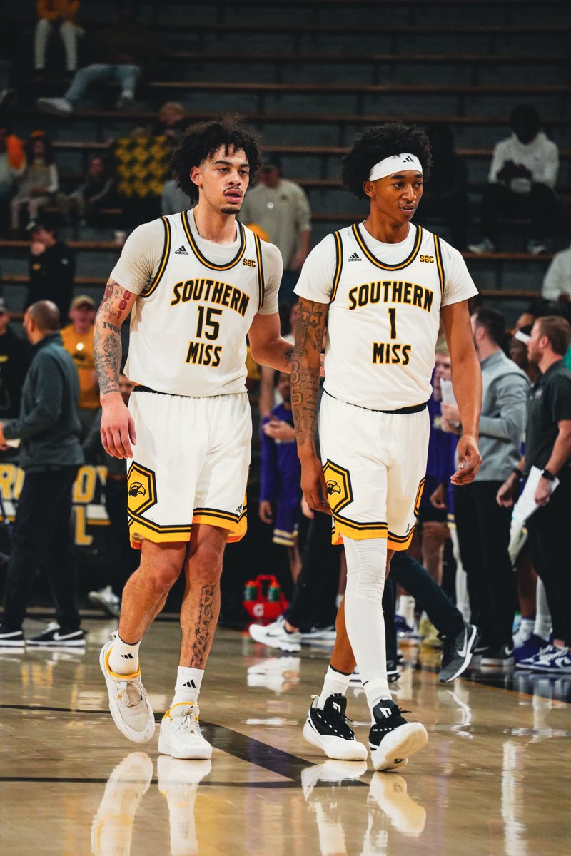 CBSSportsCBB's tweet photo. Undefeated no more. 

@SouthernMissMBB upsets No. 19 JMU. https://t.co/IkpQXqDkDG