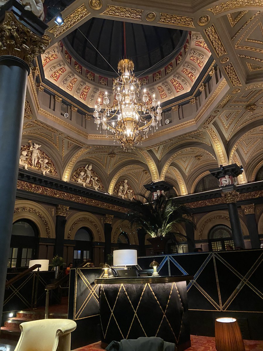 Ooh I just love @MerchantHotel 🥰 such a lovely spot for post-dinner drinks 🍸