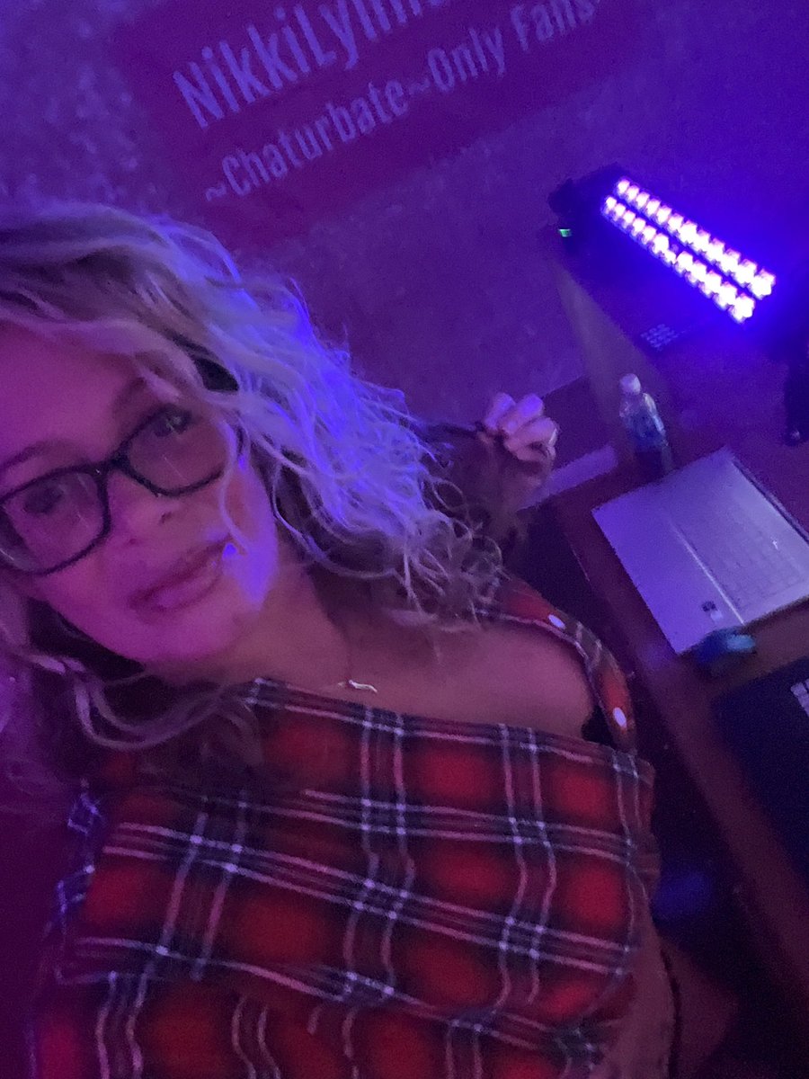 Content from nikkilynnerotic