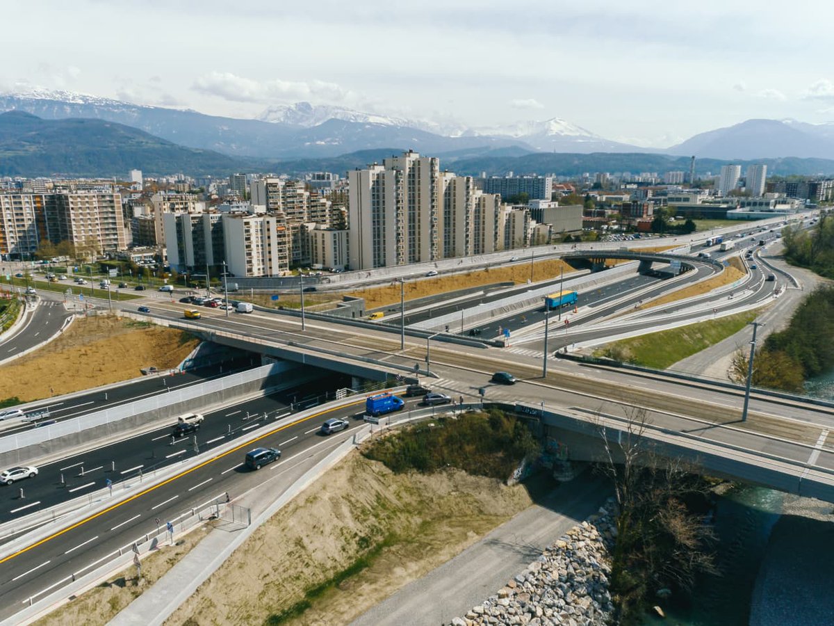 🚧 infos travaux #A480

🔜 Aucune fermeture la semaine du lundi 8 au vendredi 12 janvier 2024 ✅🚙
#APRR #AREA #Isère #Grenoble #autoroute