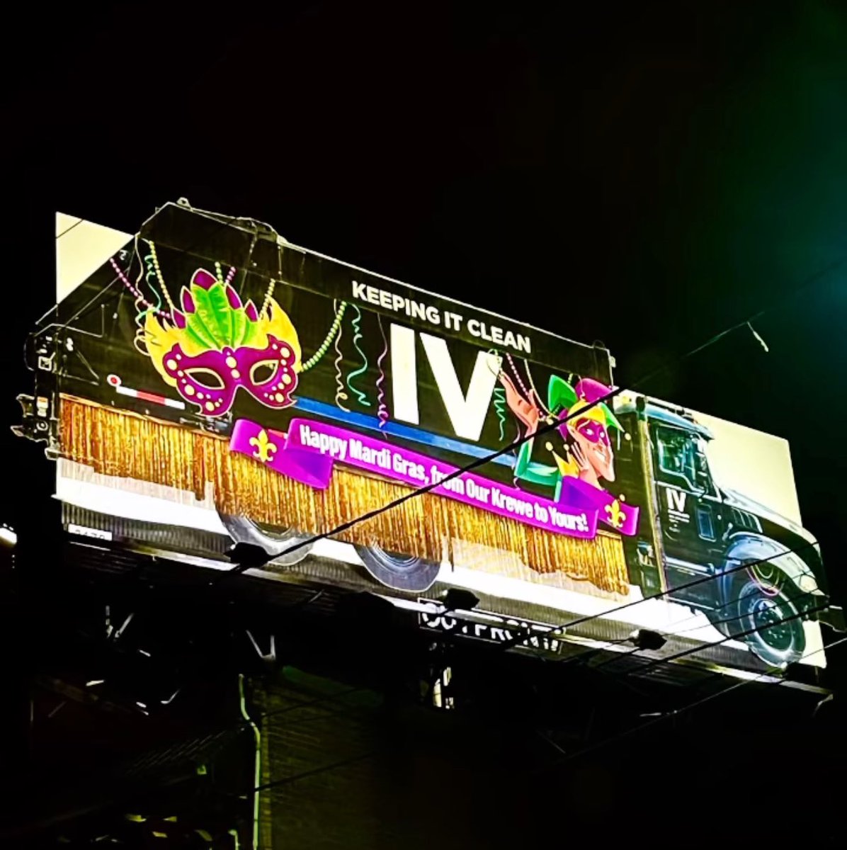 SidneyDTorresIV's tweet photo. Its that time of year New Orleans #MardiGras 💜💛💚 https://t.co/0a4TN3N90o
