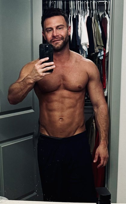 About to shower wanna join me? 😈 https://t.co/nw8QLfHs8b<a href="/tag/freefuckfest"class="tags"><span>#freefuckfest</span></a>