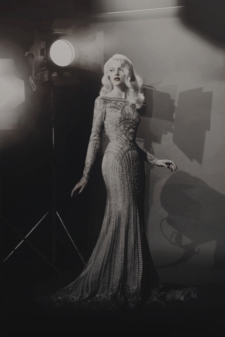 𝐍𝐚𝐫𝐜𝐢𝐬𝐬𝐚 𝐁𝐥𝐚𝐜𝐤. (@witchylikeme) on Twitter photo 