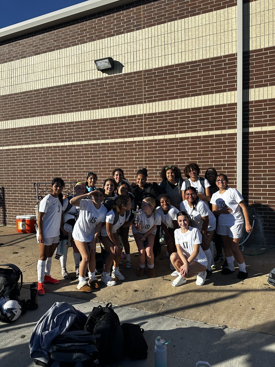 JV got some great play in this weekend to get ready for the season. Varsity lost the 1st Game 2-1 and won the last two games 3-0 each to win the Consolation bracket. Way to Dust your crown off Queens and come back to fight Lady Lions! #WatchUsWork #DefendtheDen