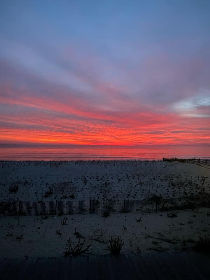 LoveLavallette's tweet photo. This morning's sunrise in Lavallette, NJ: https://t.co/Nzp2LhiXjN