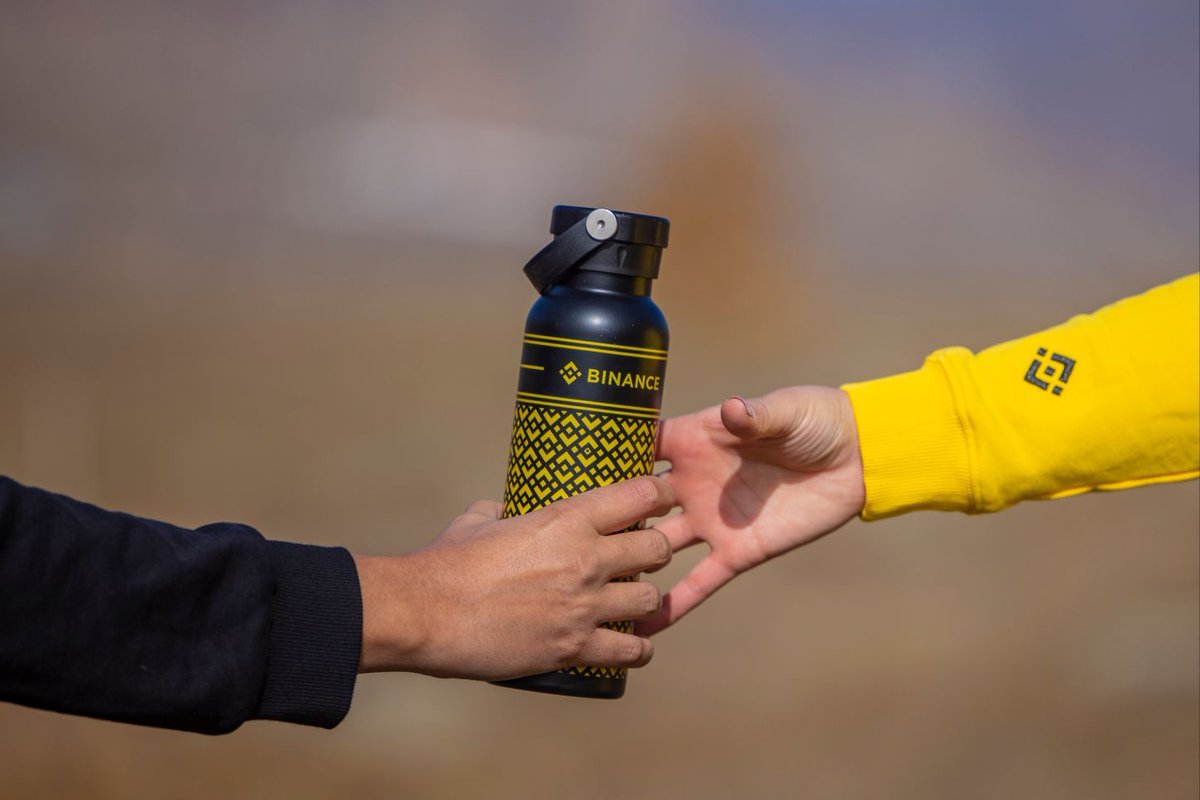 binance's tweet photo. The #Binance bottle is the best bottle, pass it on.

📸 ariukaganaa (Instagram) https://t.co/3IsTkGjvR9