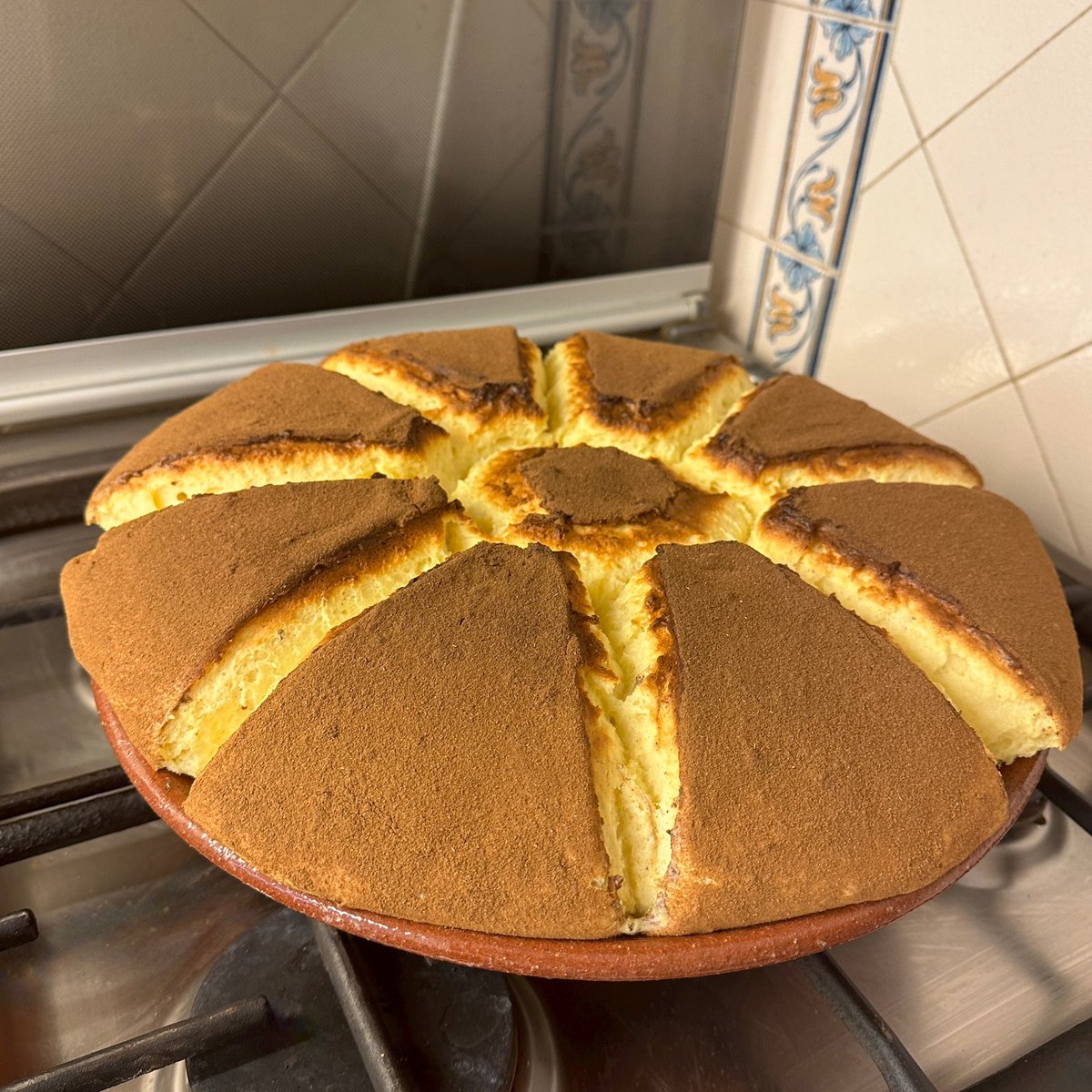 josenunes's tweet photo. dia de fazer o sericaia de reis 🧑‍🍳👑 https://t.co/h1c0guVk22