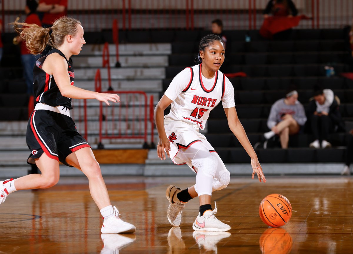 NCC_Athletics's tweet photo. Jocelyn Trotter tied the program record for field goals made in a single game with a 14-of-17 performance from the field in @NCCWBB's 86-79 win over Elmhurst. 

📰: https://t.co/nnWJCsalHy

#WeAreNC #D3hoops https://t.co/dekjd0JWA7