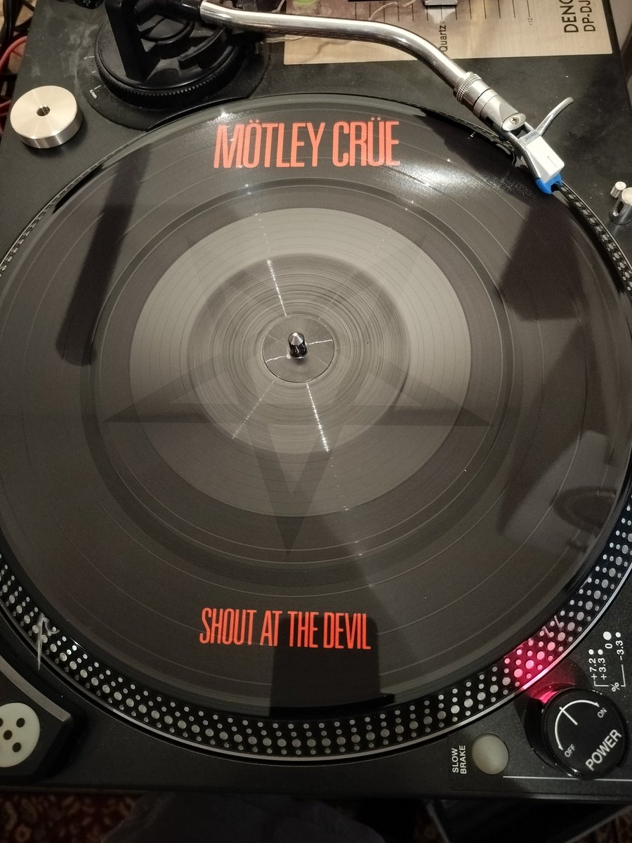 djpbe's tweet photo. Mötley Crüe - Shout At The Devil

Another Christmas acquisition from my mom.

#nowplaying #nowspinning #vinylcollection #vinylcollectionpost #vinylcommunity #vinylrecords #vinyloftheday #vinyl #records #lp #album #80s #80smetal #heavymetal #picturevinyl #mymomiscoolerthanyourmom https://t.co/rxIsbIsbZg