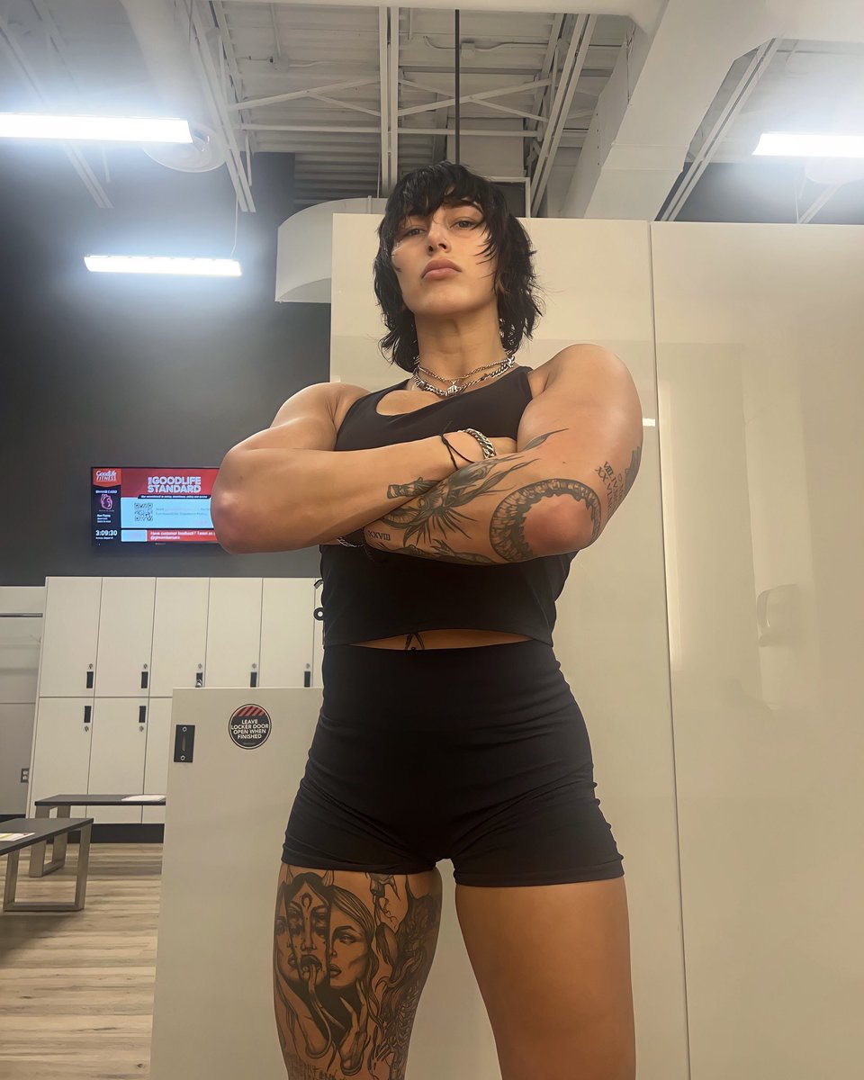 私が世界一推している女、リアリプリーを見なさい