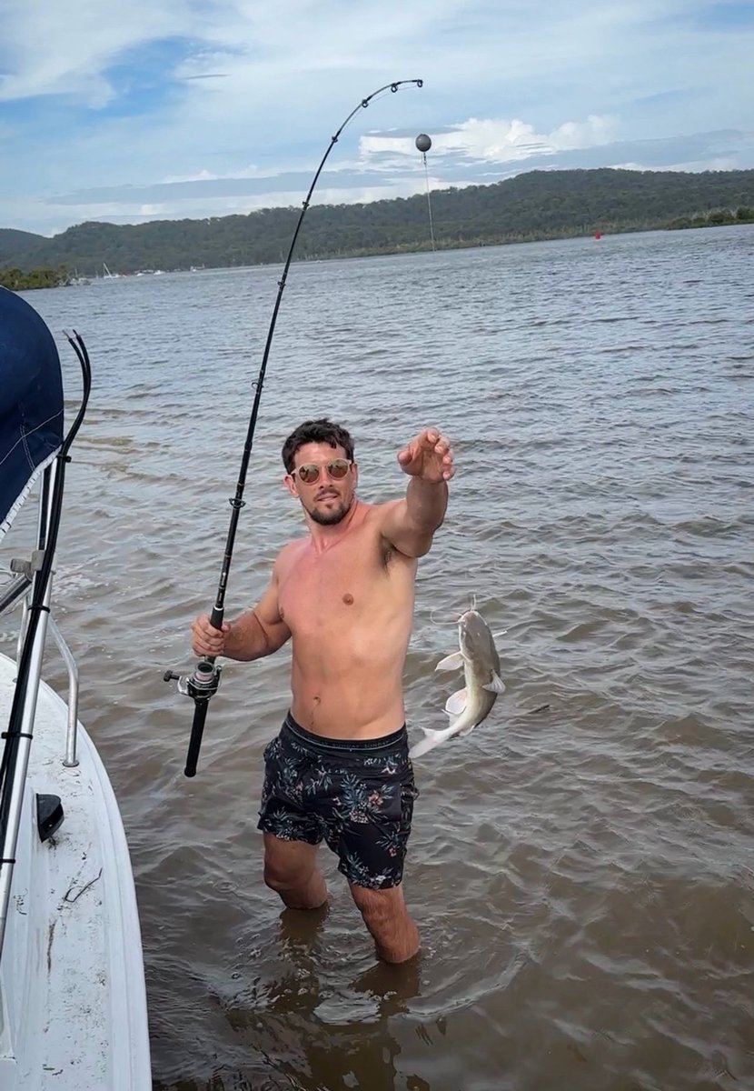 penlifts's tweet photo. It’s been a while, got up to a bit of fishing this weekend! ☀️🎣 https://t.co/VBFcPJxFo2