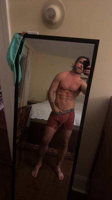 🤠 https://t.co/dHQyYuEA2y