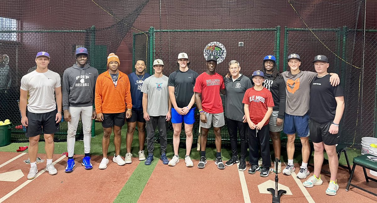 Milwaukee Brewers here at D-BAT Pearl today scouting some top talent!! These guys did not disappoint!! #milwaukeebrewers #mlb #dbatpearl