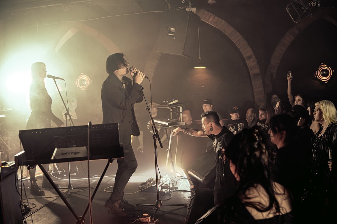 MIRRORS_IN's tweet photo. IN MIRRORS - Live -
by
Ryan Clarke Photography
•
•
•
@Behringer #behringerPolyD #synthesizer #inmirrors https://t.co/JXUWNDtLVB