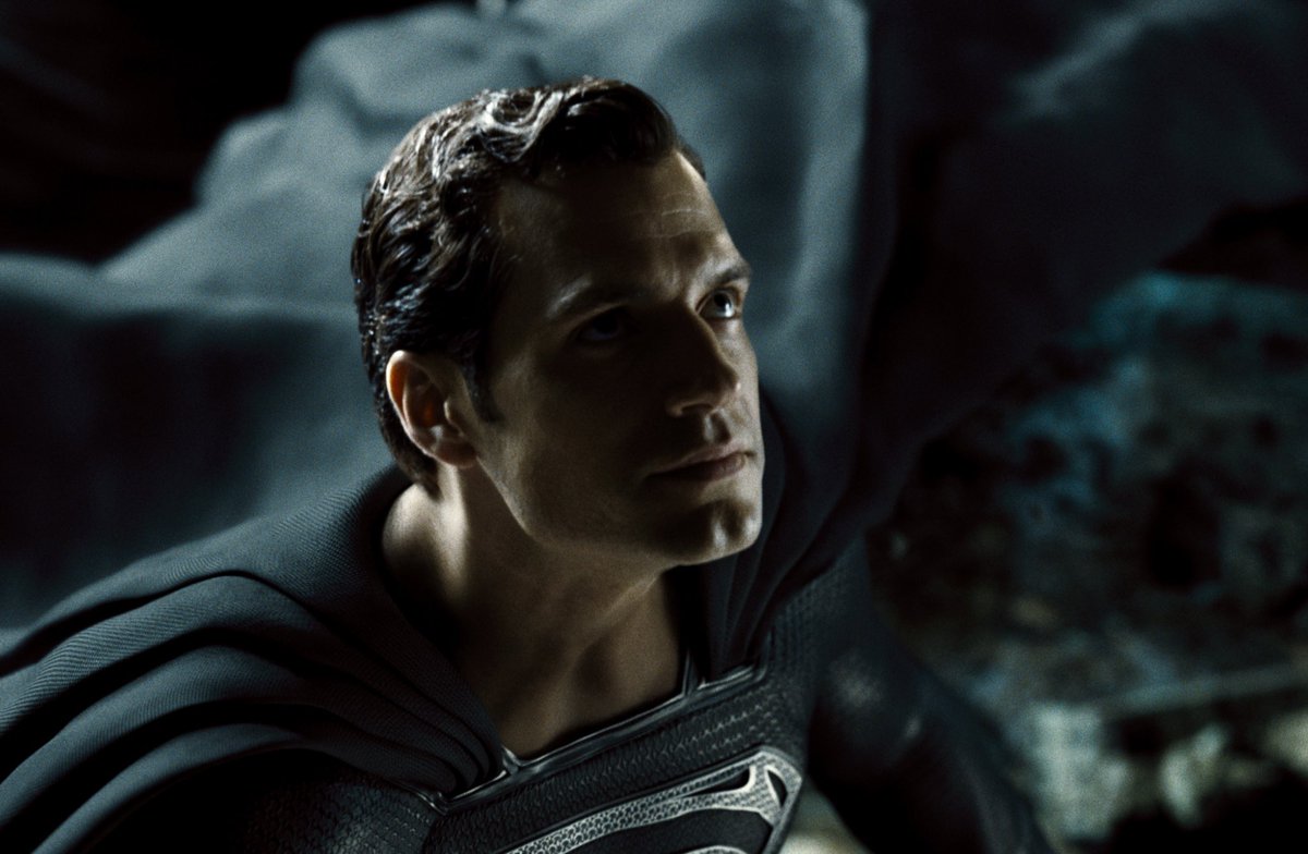 mofromyt's tweet photo. These shots of Superman in ZSJL https://t.co/GO3Sw2bUQh