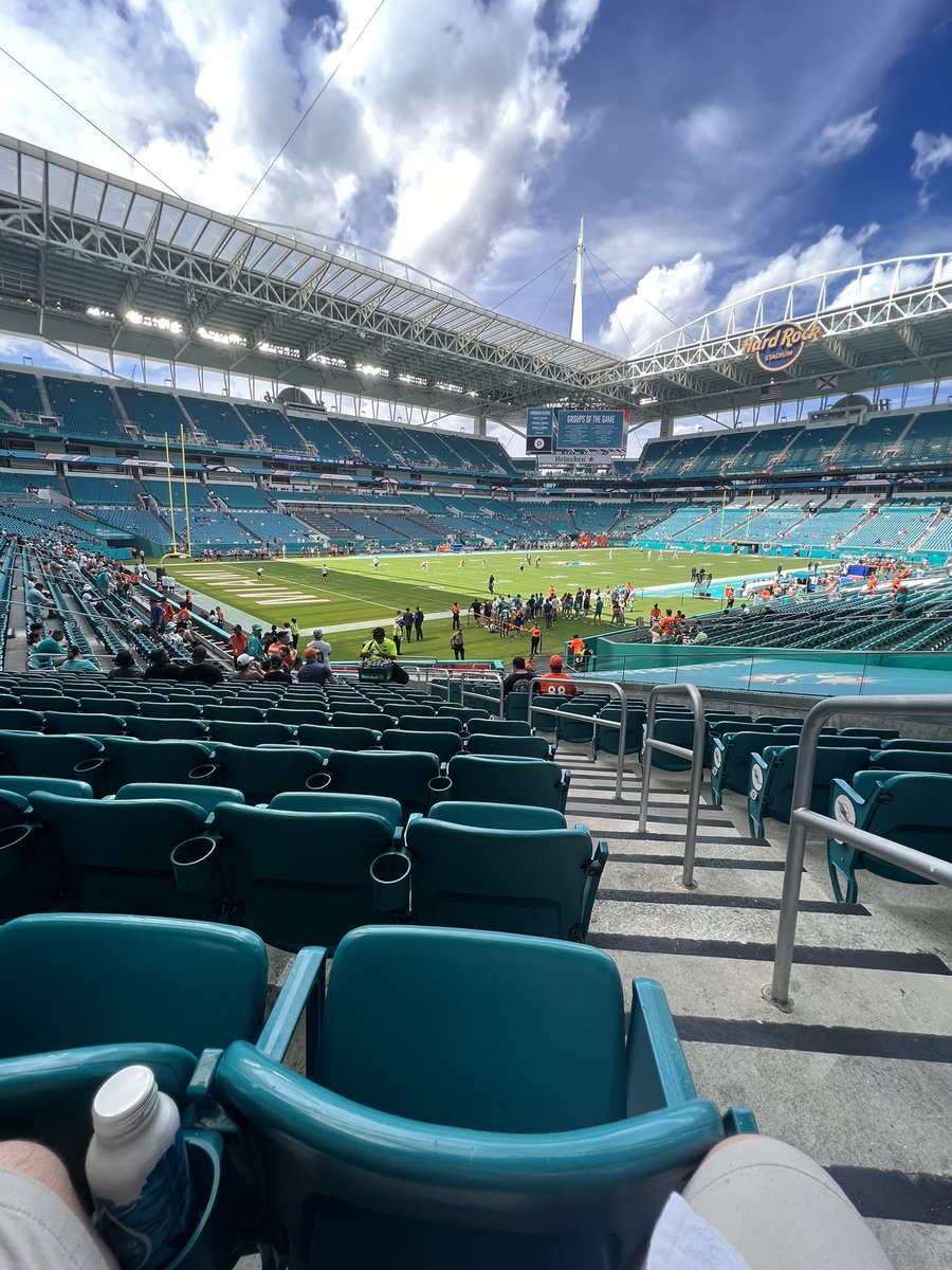 Mik3Jay_'s tweet photo. 🚨 Selling 2 Tickets to Bills game🚨
Section 126
Row 17
Aisle Seats 
$600 total (they are going for much more) 
*Dolphins fans only 
DM if interested 

Thought I’d make it down to Miami last minute but schedule won’t allow it 🥴
I will see yall IN MIAMI for our home playoff game(s) #FinsUp